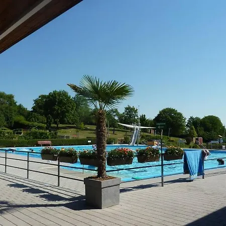 Koenigin Victoria - Mit Saunanutzung Apartmán *